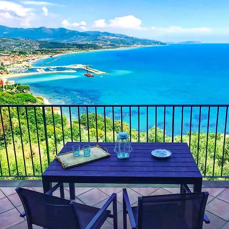 Apartamento Borgo Eleatico